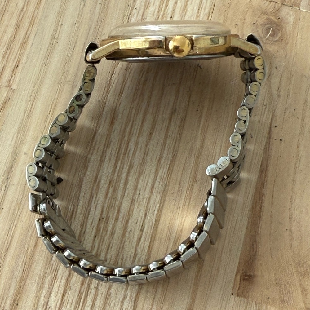 Timex Mercury Rare Vintage Watch Mechanical Winding Gold Case Stretch Bracelet - Picture 10 of 15